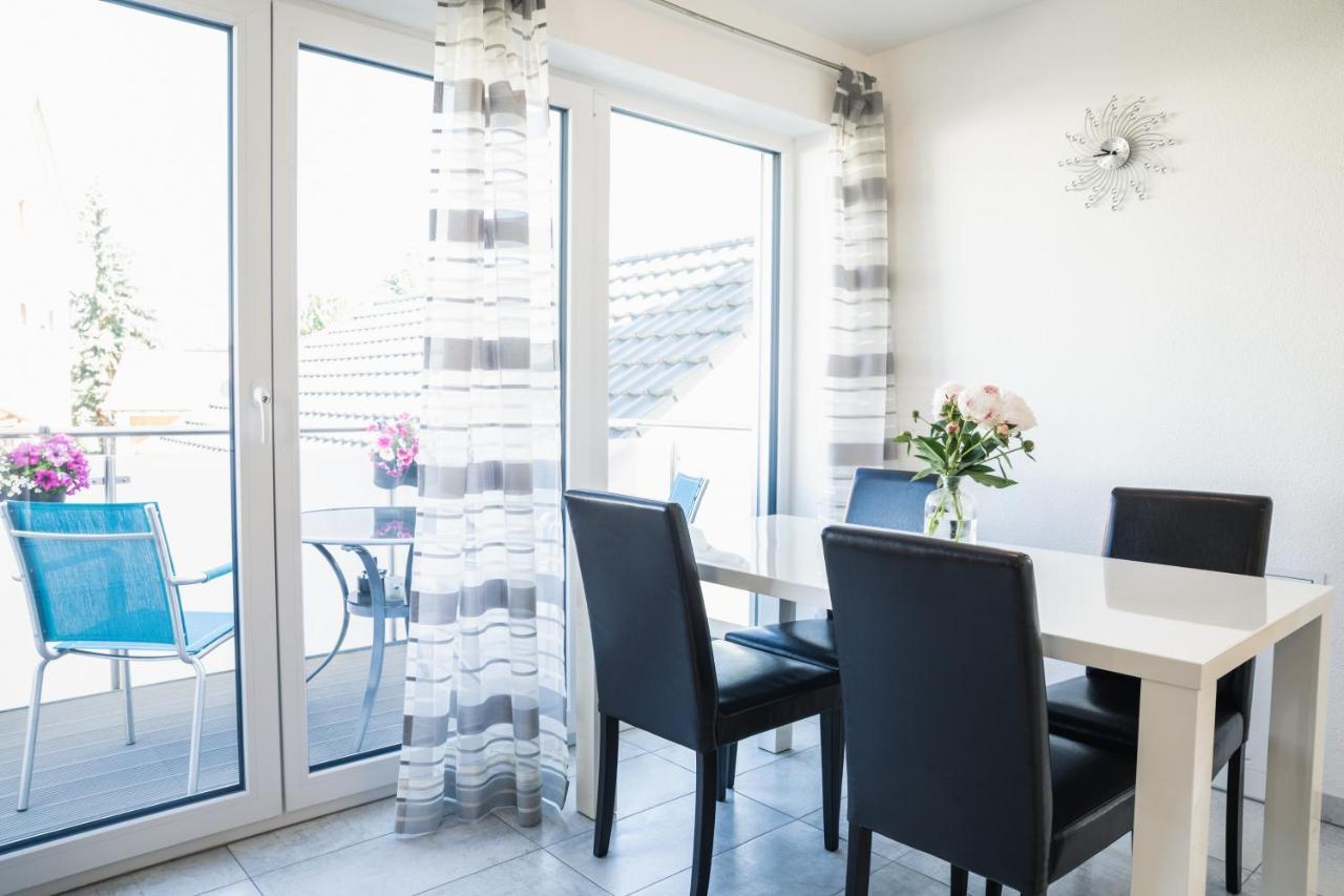 Ferienwohnung Am Zeppelin Hangar ฟรีดริชส์ฮาเฟน ภายนอก รูปภาพ