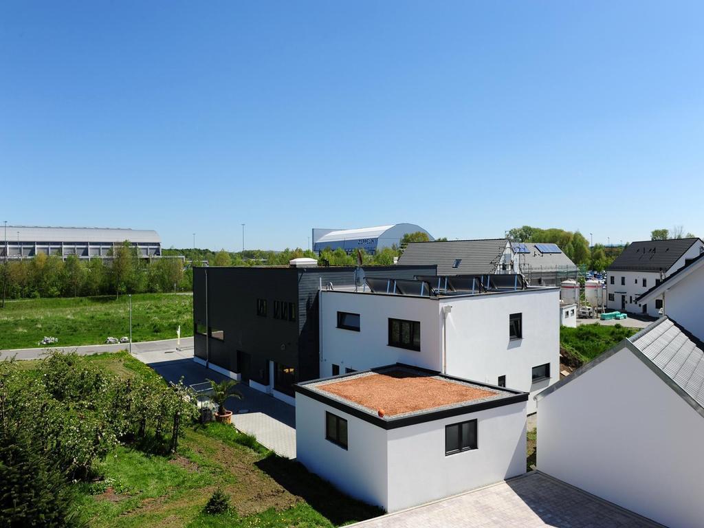 Ferienwohnung Am Zeppelin Hangar ฟรีดริชส์ฮาเฟน ภายนอก รูปภาพ